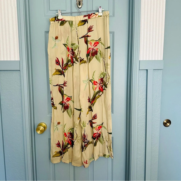 Alembika Artful Home Women’s Floral Wide Leg Punto Pants - Picture 6 of 8